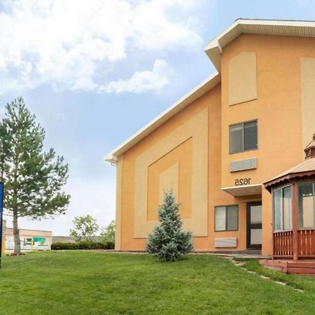 Travelodge By Wyndham Cheyenne Extérieur photo