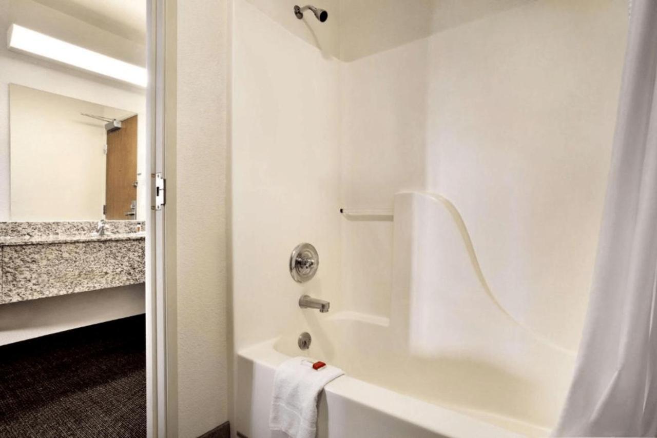 Travelodge By Wyndham Cheyenne Extérieur photo